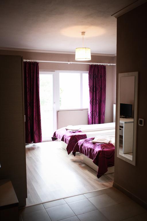 Pensiunea Oxana Lipova Chambre photo